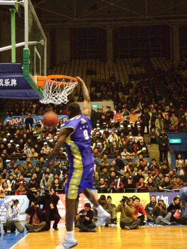 后隐藏着怎 后隐藏着怎