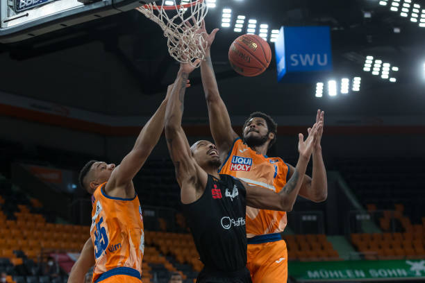 1洛杉矶F 1洛杉矶F