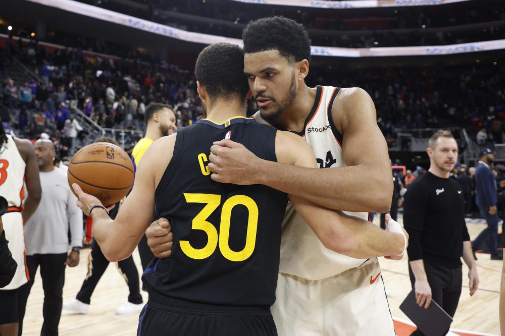 他们不仅仅 他们不仅仅