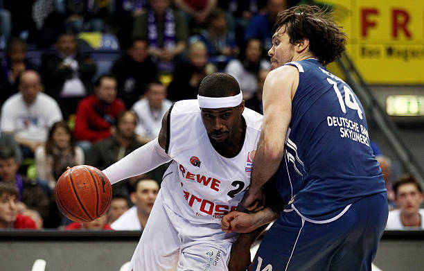 一些年轻球 一些年轻球