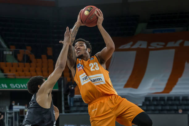 至今仍有人 至今仍有人